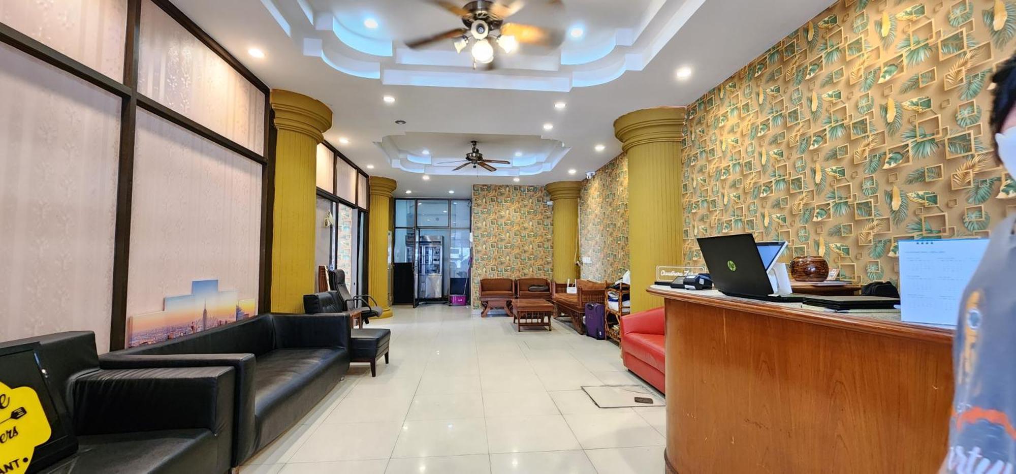 Royal Sweet Hotel Patong Екстериор снимка