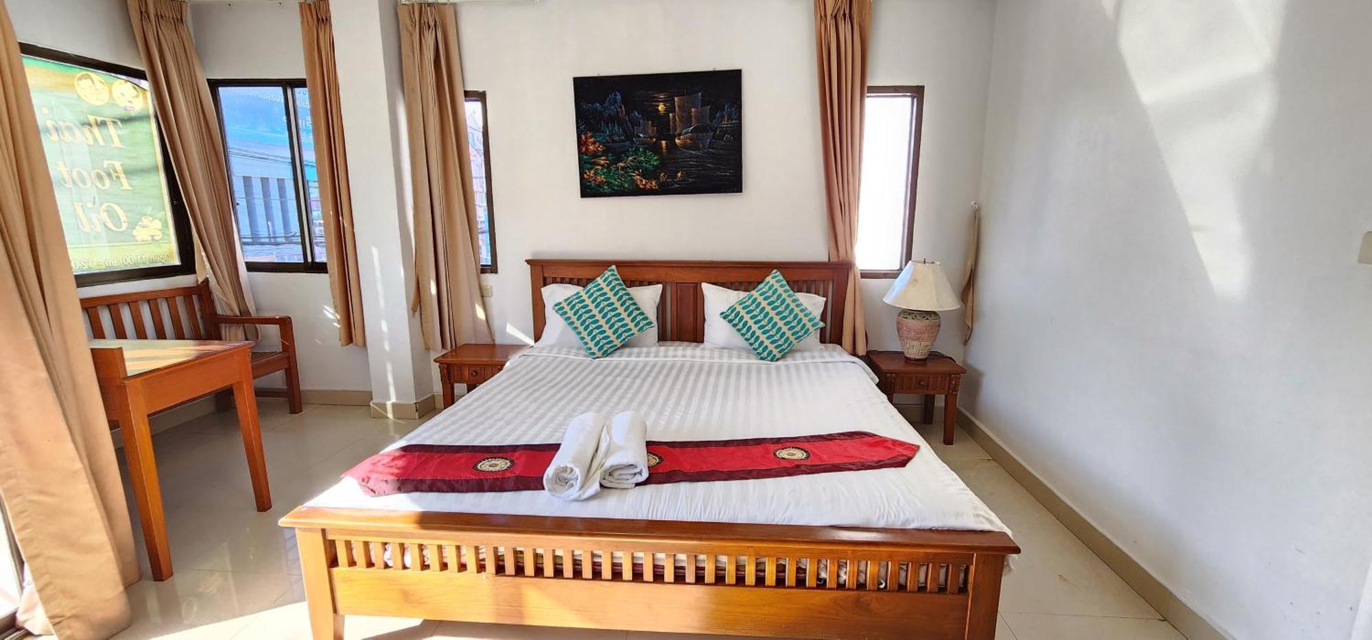 Royal Sweet Hotel Patong Екстериор снимка